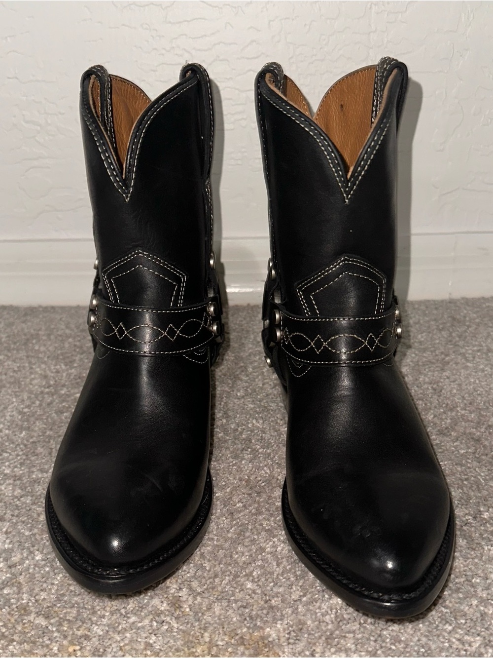 NWOT-Frye Billy Short Harness Black Leather Western Boots 8 B